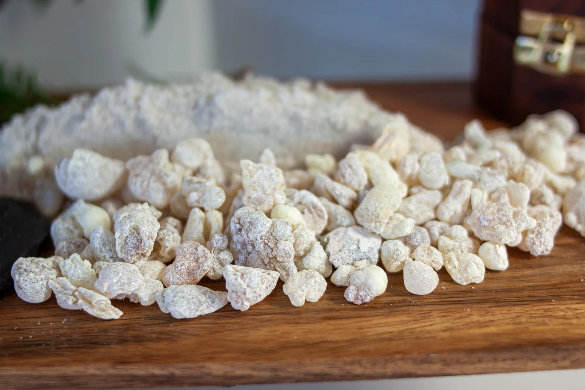 Premium Hojari frankincense resin tears